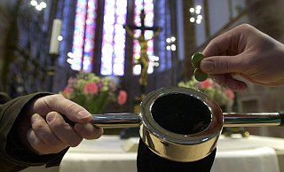 Weil Gottesdienste ausfallen, können Gemeinden im Corona-Jahr 2020 kein oder deutlich weniger Geld durch Kollekten sammeln.  - Symbolfoto/picture alliance