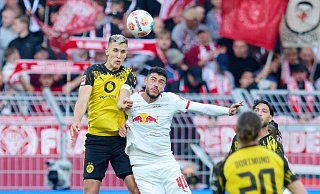 Harter Fight auf Augenhöhe: Dortmund und Leipzig spielen 1:1 - Bernd Thissen/dpa