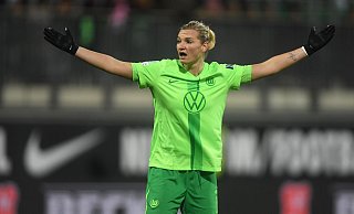 Zum Verzweifeln: Wolfsburgs Topspielerin Alexandra Popp. - Swen Pförtner/dpa