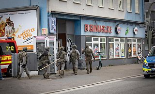 Ein Mann ist in der Innenstadt von einem Messerstecher verletzt worden. - Mike-Dennis Müller