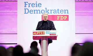 Frank Schäffler, Chef der OWL-FDP, kritisiert indirekt Bundesverkehrsminister Volker Wissing, der die Partei unmittelbar nach dem Ampel-Aus verlassen hatte. - dpa