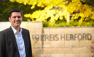 Mirco Schmidt (CDU) ist der neue Landrat des Kreises Herford. - Kathrin Weege Mirco Schmidt (CDU) ist der neue Landrat des Kreises Herford. - Kathrin Weege