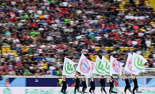 Wie im Vorjahr spielen Bayern München und der VfL Wolfsburg um den Supercup im Frauenfußball. - Robert Michael/dpa