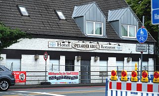 Die Idee, im ehemaligen Spexarder Krug einen Verbraucher-Markt zu eröffnen, hat die Anwohner auf den Plan gerufen. - Andreas Frücht