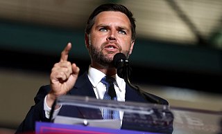 Der republikanische Vizepräsidentschaftskandidat J.D. Vance hat einen holprigen Start an der Seite Donald Trumps. - Ellen Schmidt/AP/dpa