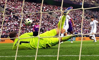 Deutschlands Torhüter Manuel Neuer unterlief vor dem 0:1 im Test gegen Griechenland ein Fehler. - Christian Charisius/dpa