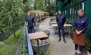 Simon Klocke, Benjamin Dreyer und Janette Orzechowska freuen sich auf die Gäste. - FRANK-MICHAEL KIEL-STEINKAMP