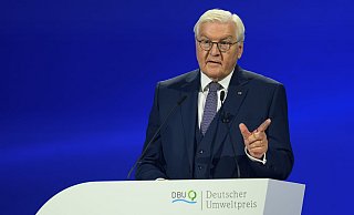 Bundespräsident Steinmeier mahnt, den Klimaschutz nicht zu vergessen. - Hendrik Schmidt/dpa