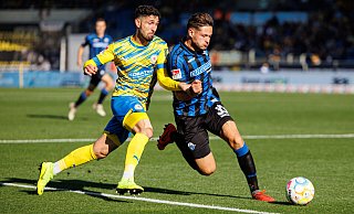 SCP-Neuzugang Marcel Hoffmeier (r.), hier im Duell gegen den Braunschweiger Fabio Kaufmann, übertraf alle Erwartungen, wenngleich ihm im Hinrunden-Endspurt die Körner ausgingen. - dpa