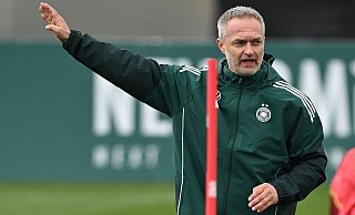 Keine hundert Tage mehr bis zur EM: Bundestrainer Christian Wück - Arne Dedert/dpa