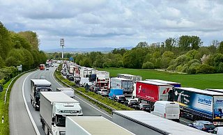 Die A2 wird an zwei Sonntagen im März kurzzeitig voll gesperrt. Dabei könnte es zu Staus kommen. - MT-Archivfoto: Thomas Lieske