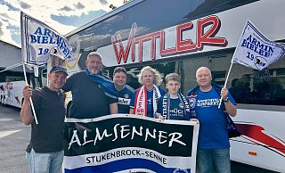Fiebern dem Pokalfinale entgegen: Christian "Kitty" Nowag (v. l.), Marco Meusel, Holger Gebauer, Claudia Güth, Fabian Güth und Udo Erichsmeier. - Anna Lena Hinder