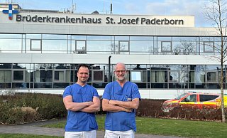 Thorsten Dahm (l.) und Kai Klössing werden Chefärzte der neu gegründeten Klinik für Notfallmedizin des Christlichen Klinikums Paderborn. - Christliches Klinikum Paderborn Thorsten Dahm (l.) und Kai Klössing werden Chefärzte der neu gegründeten Klinik für Notfallmedizin des Christlichen Klinikums Paderborn. - Christliches Klinikum Paderborn