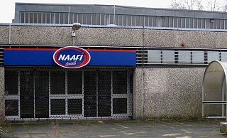 Der NAAFI-Shop wird das Impfzentrum beherbergen, das der Kreis Gütersloh aufbauen will. Hier das Gebäude aus Osnabrück   - Symbolfoto/Wikipedia