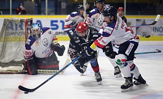 Die Herforder, hier mit Sebastian Christmann, haben gegen die Hammer Eisbären einiges gutzumachen. Auch mit Blick auf die Tabelle steckt Brisanz im Westfalenderby. - Yvonne Gottschlich