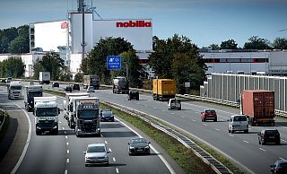 Zwar existiert ganz in der Nähe eine öffentliche Brücke, doch mit ihr wäre solche Verzahnung nicht machbar. Sie sei in der Nutzlast begrenzt, so Nobilia. - Andreas Frücht