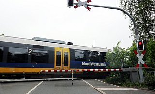 Der Takt im Zugverkehr zwischen Holzminden und Paderborn soll verdichtet werden. - Simone Flörke