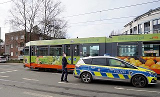 Die Bahn kam für Reparaturarbeiten ins Depot in Sieker. - Christian Mathiesen