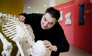 Im nächsten Jahr will Michael Strauß unter anderem zeigen, wie der Mensch einmal aussterben könnte. - Gerald Dunkel