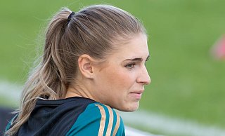 Sportdirektor Ralf Kellermann vom VfL Wolfsburg hat deutliche Kritik an der Entwicklung von Nationalspielerin Jule Brand geäußert. - Jürgen Kessler/dpa