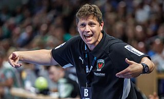 Nicolej Krickau verliert auch sein zweites Bundesliga-Spiel als Füchse-Coach. (Archivbild) - Andreas Gora/dpa