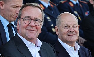 Scholz oder Pistorius? In der SPD ist eine Debatte über den richtigen Kanzlerkandidaten für die Bundestagswahl entbrannt. (Archivbild) - Christian Charisius/dpa