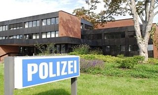 Die Staatsannwaltschaft prüfte, ob Polizeibeamte der Kreispolizeibehörde Höxter die Hinweise einer Zeugin ernst genug genommen hatten. - Polizei Höxter