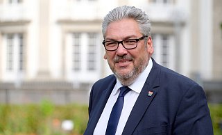 Bürgermeisterkandidat der SPD, Achim Wilmsmeier, ist 51 Jahre alt und wohnt mit Ehefrau und drei Kindern in Löhne. - Thorsten Gödecker