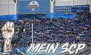 Diese Choreographie gaben die Fans des SC Paderborn am 12. Mai 2019 vor dem 4:1-Heimsieg gegen den Hamburger SV zum Besten. Die Benteler-Arena war damals ausverkauft. Dies könnte nun auch am 22. Oktober gegen den HSV der Fall sein. - picture alliance