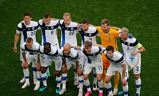 Für die Finnen ist von Platz eins bis vier vor ddem letzten Gruppenspiel noch alles möglich. - Foto: Anton Vaganov/Reuters Pool/AP/dpa