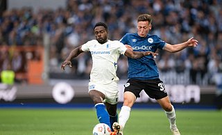 Lieferten sich eine umkämpfte Partie: Arminia Bielefeld und der 1. FC Magdeburg. - Marius Becker/dpa