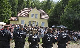 Teile einer Einsatzhunderschaft der Polizei waren in den vergangenen Jahren vor Ort. - Ekkehard Wind