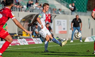 Stets mit Überblick: Der Vertrag von Mittelfeldstratege Marco Hober beim SV Rödinghausen hat sich automatisch um ein Jahr verlängert. - Joel Beinke