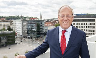 Oberbürgermeister Pit Clausen hat eine neue Botschaft für die Bürger Bielefelds im Zusammenhang mit Corona. - Joerg Dieckmann