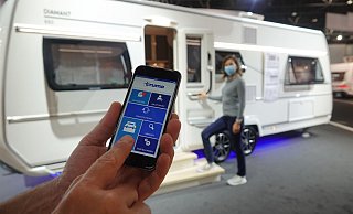 Smarter Komfort im Caravan: Via App lassen sich bei diesem Modell die Heizung als auch die Klimaanlage einstellen.  - Weronika Peneshko/dpa