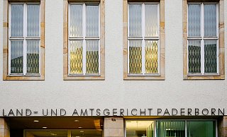 Dem Angeklagten wird vorgeworfen, einen Mann aus Lippstadt erpresst zu haben. - Besim Mazhiqi