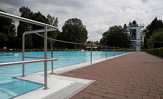 Das Bünder Freibad - noah wedel