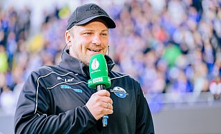 SCP-Coach Lukas Kwasniok hatte auch in der Hinrunde der Zweitliga-Saison 2022/23 so manchen Spruch auf Lager und den Schalk im Nacken. - Besim Mazhiqi