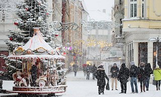 Nur kurz gab es im Dezember 2017 Schnee in Herford, der den Weihnachtsmarkt in eine zauberhafte Winterlandschaft verwandelte. - Kiel-Steinkamp