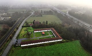 Die Asylunterkunft an der Mühlenbachstraße in Bünde soll 2026 um ein weiteres Gebäude erweitert werden. - Gerald Dunkel