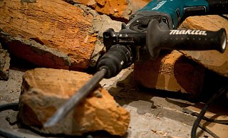 Es fehlen unter anderem mehrere Bohrhammer, Fräsen und Akkuschrauber. - Pixabay