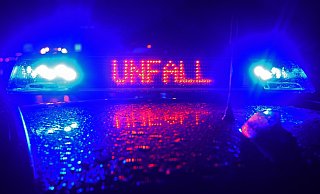 Hinweise zum Fall nimmt das Verkehrskommissariat eins der Bielefelder Polizei entgegen. - Stefan Puchner/dpa