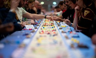 Genau 1.170 Spieler spielten gleichzeitig das Spiel Catan Connect. - Fabian Strauch/dpa