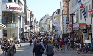 Dieses Bild aus Vor-Corona-Zeiten zeigt die gut gefüllte Westernstraße. - Hans-Hermann Igges