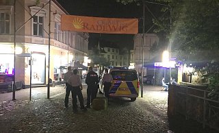 Die Polizei hat in der Nacht zu Sonntag in der Innenstadt ihre Präsenz erhöht. - Kreispolizeibehörde Herford