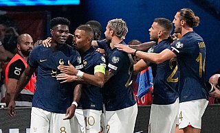 Die französische Nationalmannschaft bezwang Irland mit 2:0. - Michel Euler/AP/dpa