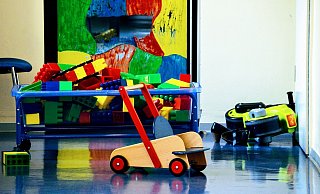 Die Elternbeiträge für Kitas decken nur einen kleinen Teil der Kosten. Den Hauptteil tragen die Kommunen. - Pixabay