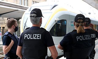 Die Bundespolizei konnte den Randalierer am Bahnsteig nicht mehr ergreifen. - Wolfgang Rudolf