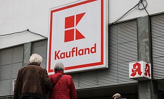 Herfords Kaufland Filialleiter Thorsten Wegner äußert sich gegenüber der NW zum Schimmelskandal. | Symbolfoto - Oliver Berg/dpa