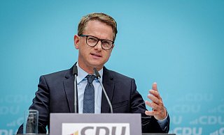 Carsten Linnemann ist offen für ein Social-Media-Verbot für Kinder und Jugendliche bis 16 Jahre. (Archivbild) - Kay Nietfeld/dpa